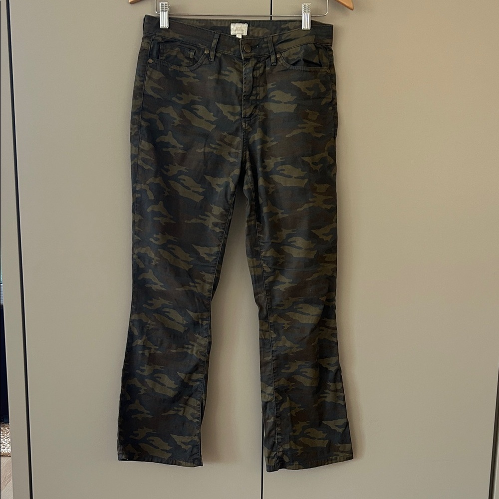 Ann Mashburn green camo cropped jeans size 27 cotton and lycra